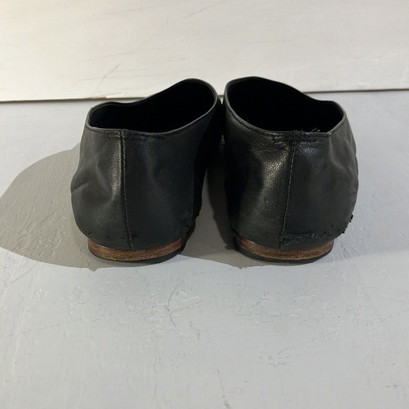 Vince 100% Leather Flats, size 6.5 - Picture 6 of 8